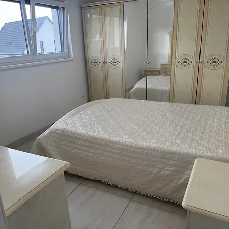 Holiday home La Maison Du Vignoble A *